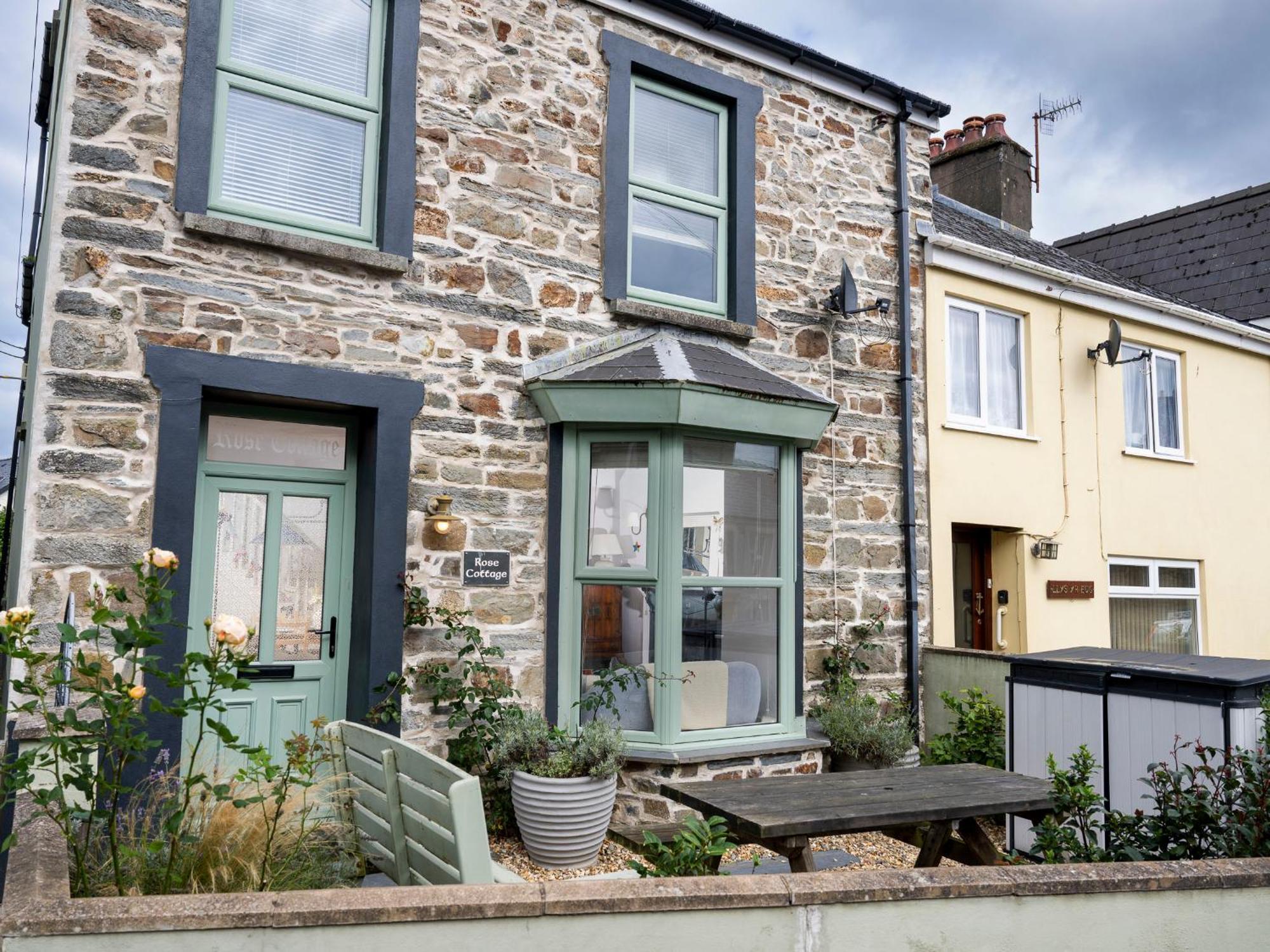 Rose Cottage คาร์ดิแกน ภายนอก รูปภาพ
